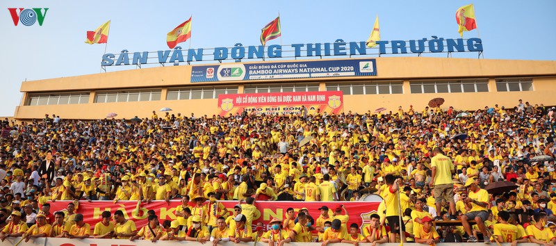 nam dinh nhan an phat tu vff truoc tran dau voi hagl hinh 1