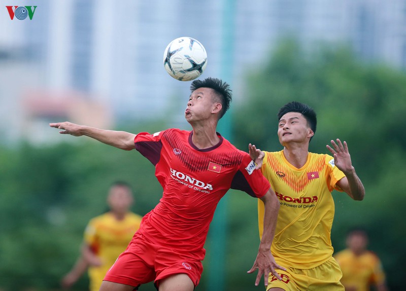 hlv park hang seo da that bai o chuyen "dai cat tim vang" dau tien hinh 3