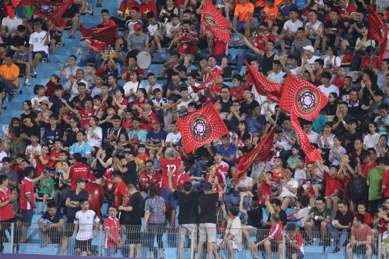 toan canh viettel 1-1 ha noi fc: chuyen vi hanh kem vui cua thay park hinh 1