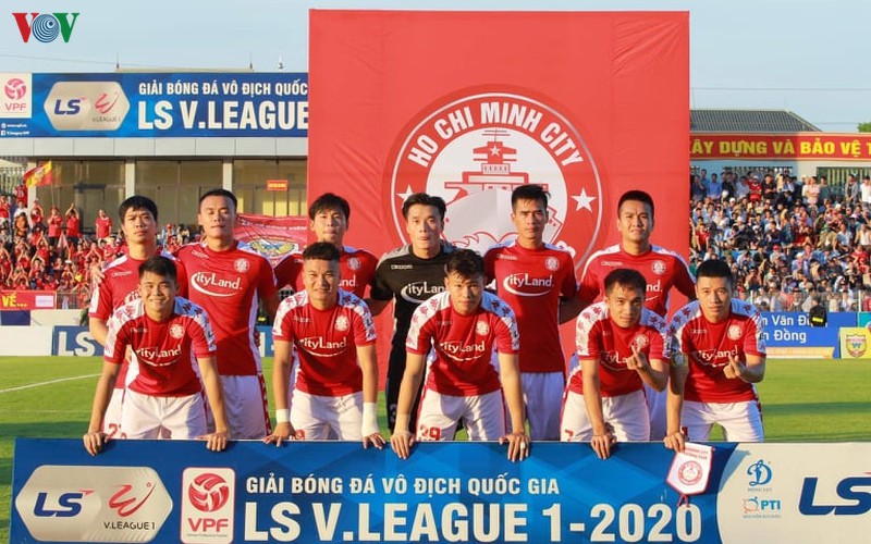doi bong cua cong phuong thiet quan o tran gap ha noi fc hinh 1