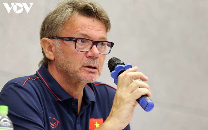 hlv philippe troussier noi ly do khong goi cau thu slna len u19 viet nam hinh 1