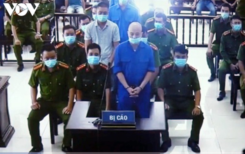 vo chong nguyen xuan duong linh an tu vi danh phu xe hinh 1
