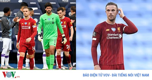 Liverpool ra sân như “một vị thần” và “cái kết bất ngờ” trước Man City