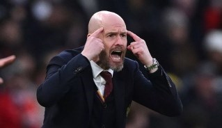 HLV Erik Ten Hag tung đòn tâm lý với Liverpool. (Ảnh: Getty)