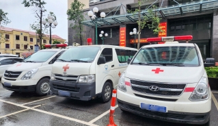 Xe cứu thương tại bệnh viện
