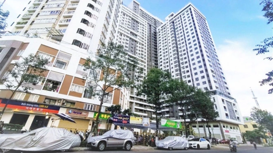 anh-nha-o-thuong-mai-121104.jpg