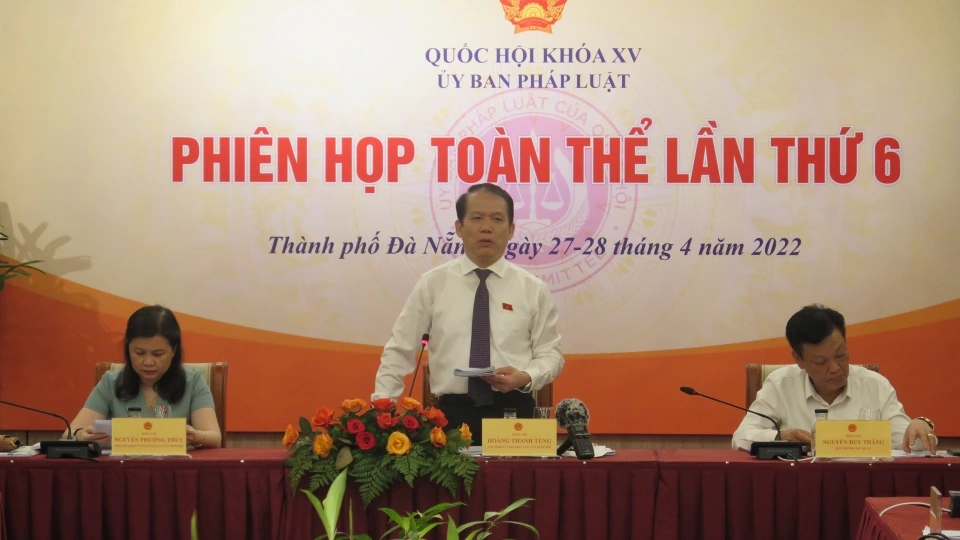thuong_truc_uy_ban_phap_luat_tan_thanh_su_can_thiet_ban_hanh_luat_thuc_hien_dan_chu_co_so.jpg
