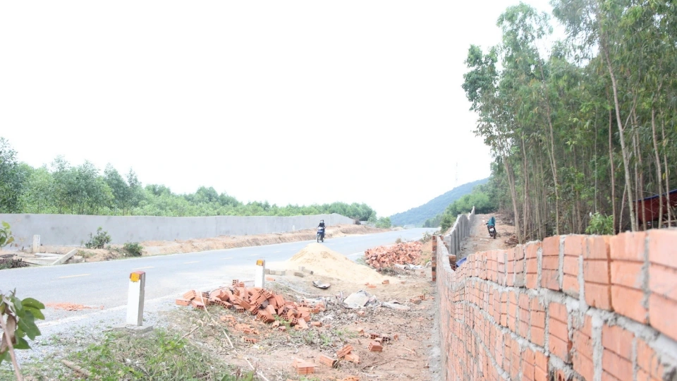 tinh_quang_binh_tap_trung_thao_go_cac_vuong_mac_lien_quan_den_giai_phong_mat_bang_du_an.jpg