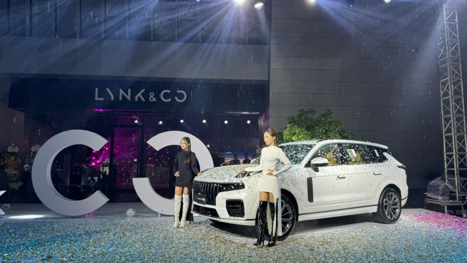 c1e30951fc5754090d46.jpg