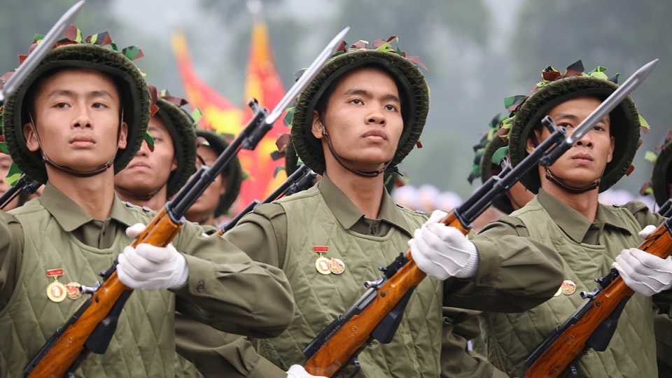 tong_duyet_dieu_binh_4.jpg