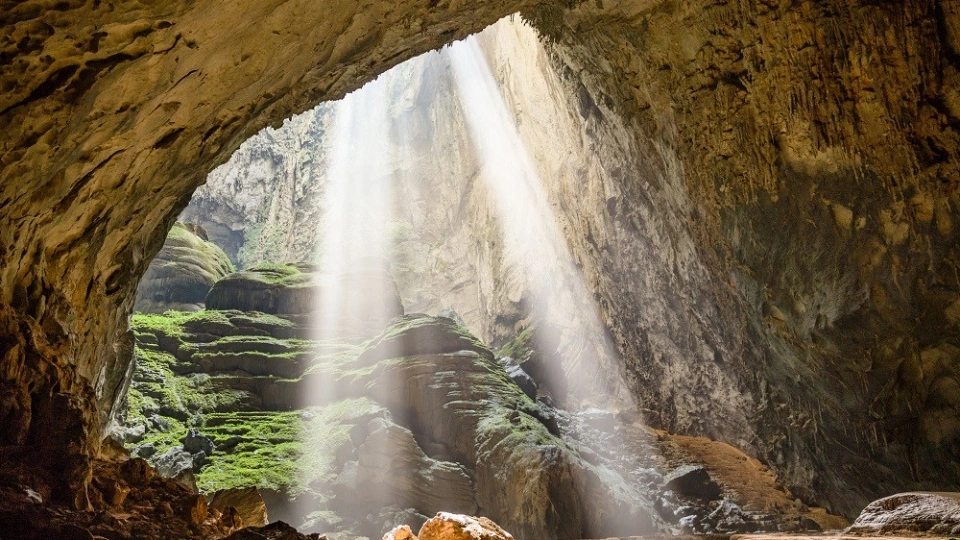 hang-son-doong-1649899820643788078206-1385.jpg