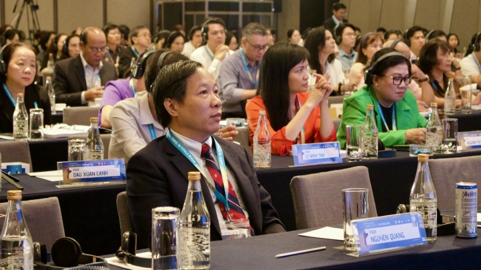 roi_loan_tinh_duc_2_0.jpg