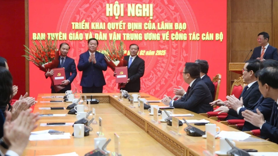 ban_tuyen_giao.jpg