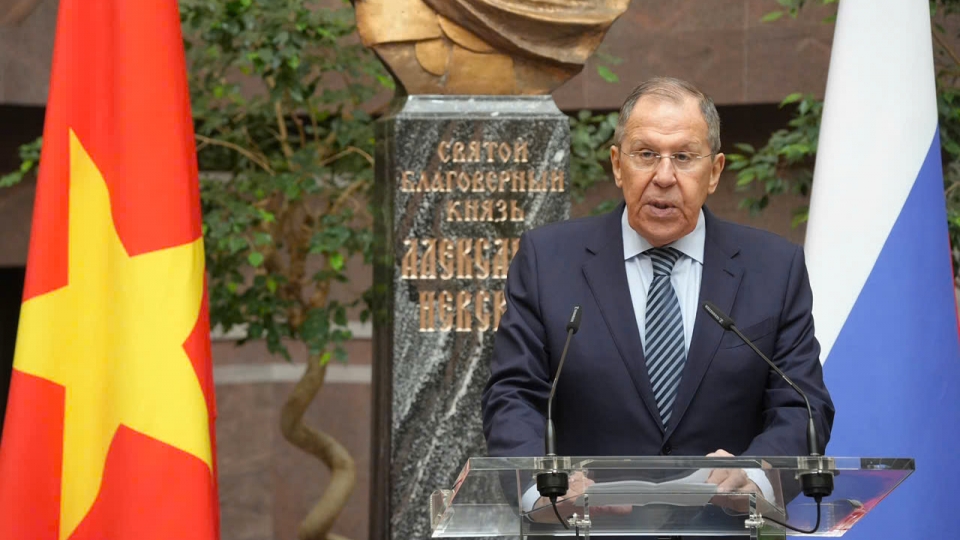 ngoai_truong_nga_sergei_lavrov_phat_bieu_tai_le_khai_mac_trien_lam.jpg