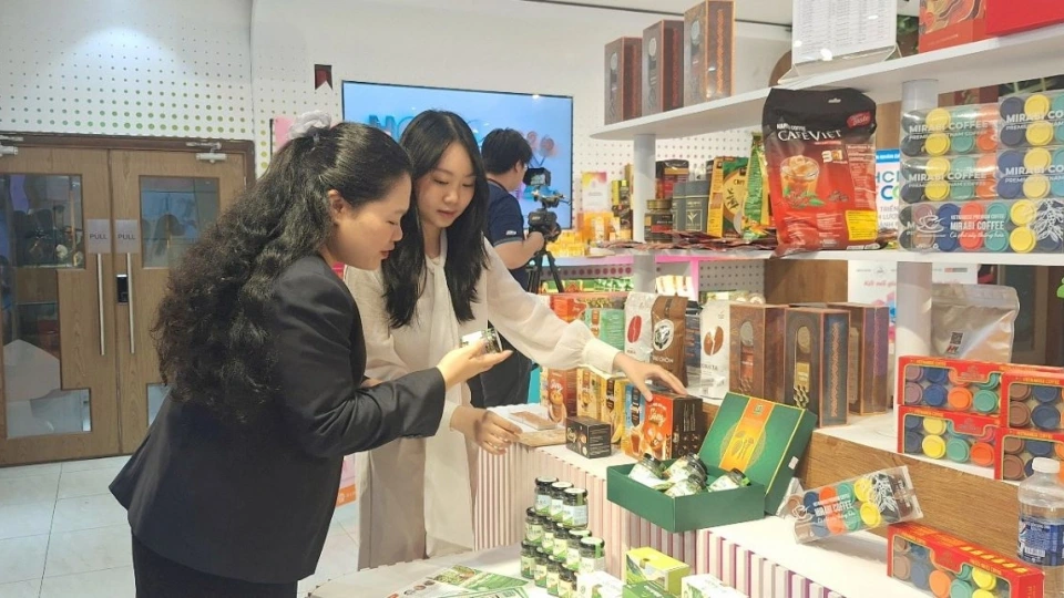 Nhiều sản phẩm chế biến lương thực, thực phẩm xanh của TP.HCM xuất khẩu được thị trường đón nhận tích cực.jpg