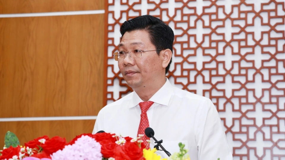 bi-thu-tay-ninh-nguyen-manh-hung-3.jpg