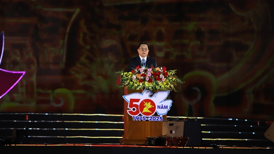 ong_nguyen_trong_nghia_du_le_ky_niem_50_nam_ngay_giai_phong_tinh_binh_dinh_6.jpg