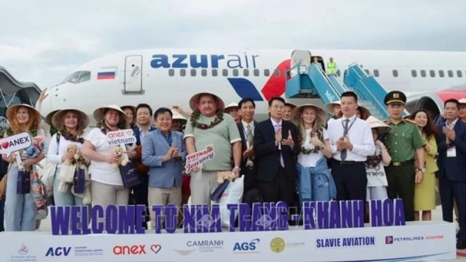 russian tourists.jpg