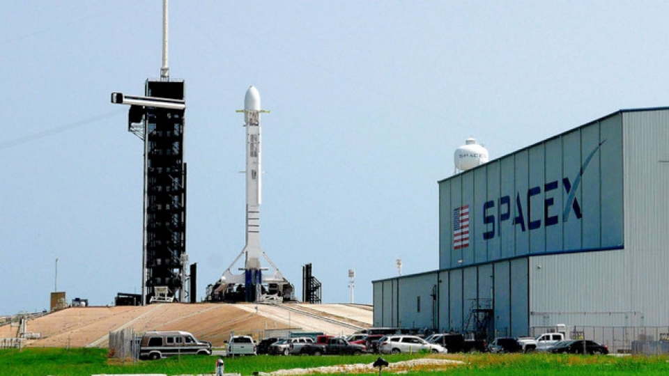 spacexstarlink.jpg