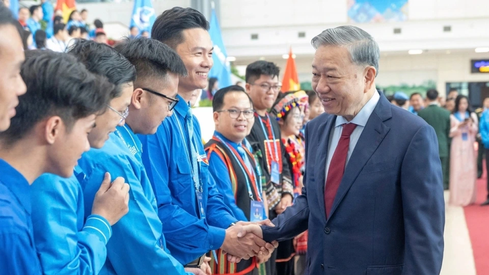 to_lam_thanh_nien_viet_nam.jpg