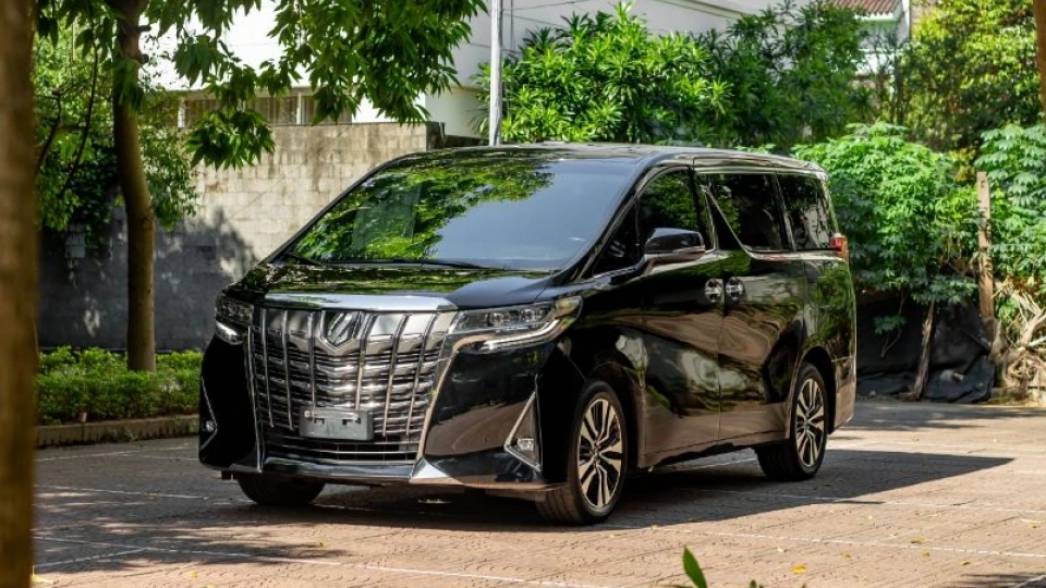 toyota-alphard-2020-3_1024x1024.jpg