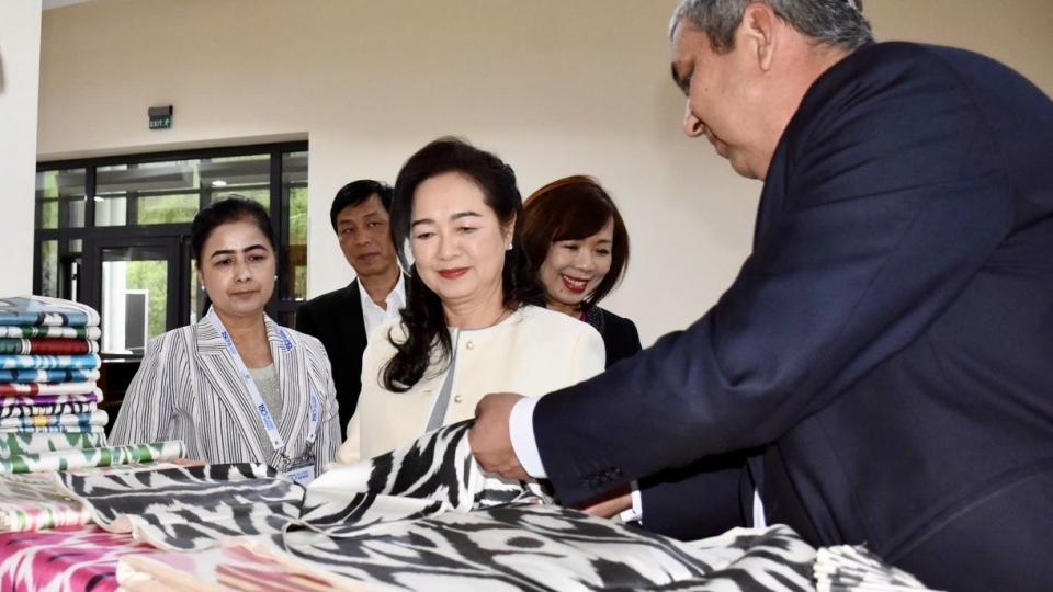 6-4_phu_nhan_2.jpg