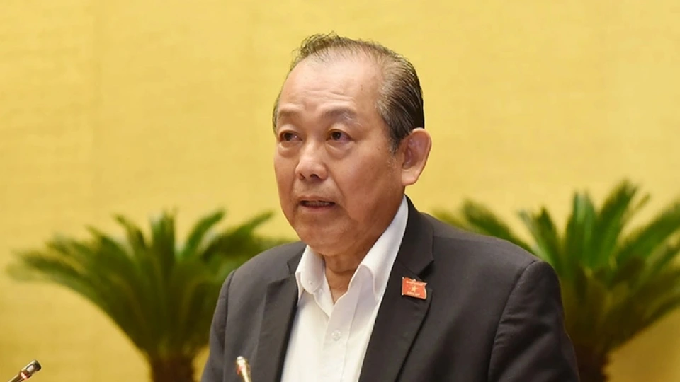 Truong Hoa Binh.jpg