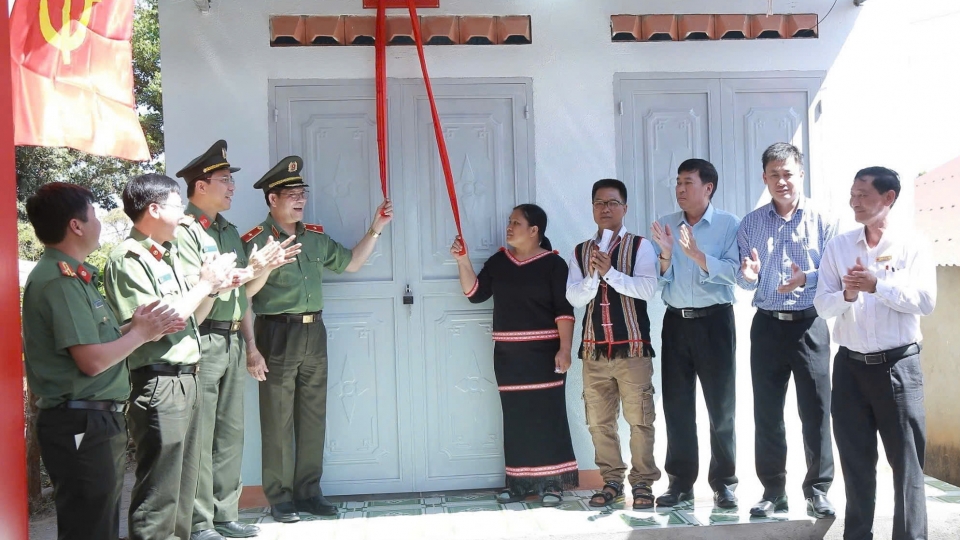 Xoa nha tam 2 .jpg