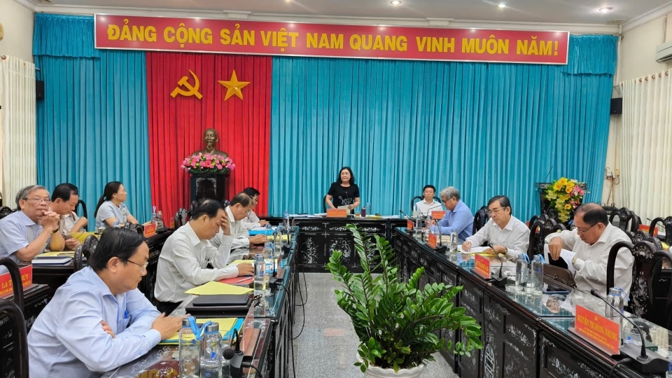 ben_tre_sap_xep.jpg