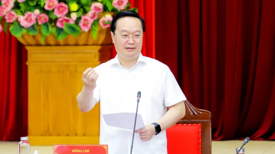 bi_thu_trung.png