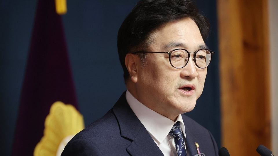 chu_tich_quoc_hoi_han_quoc_woo_won_shik_tai_hop_bao_anh_yonhap_news_20250406152309.jpg