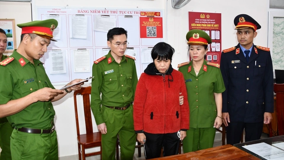 co_quan_dieu_tra_tien_hanh_bat_tam_giam_to_thi_ty_na.jpg