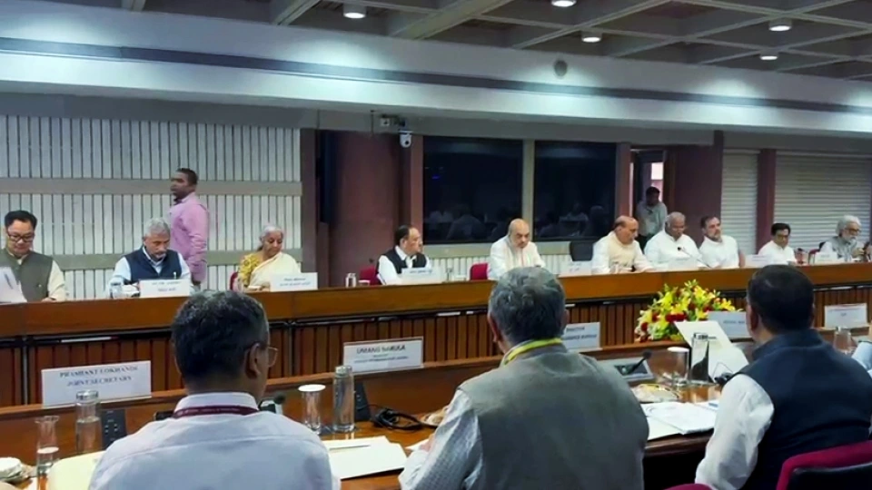 cuoc_hop_toan_dang_do_bo_truong_quoc_phong_an_do_rajnath_singh_chu_tri_ngay_24.4_tai_thu_do_new_delhi_anh_ani.jpg