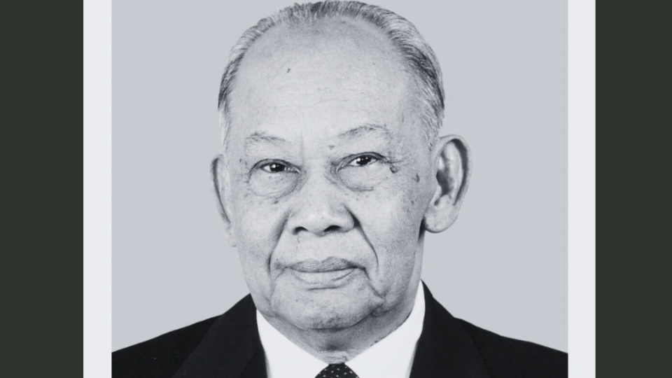 dai_tuong_khamtay_siphandone.png-ezgif.com-webp-to-jpg-converter.jpg