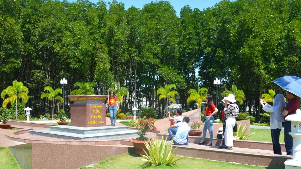 khu_du_lich_mui_ca_mau.jpg