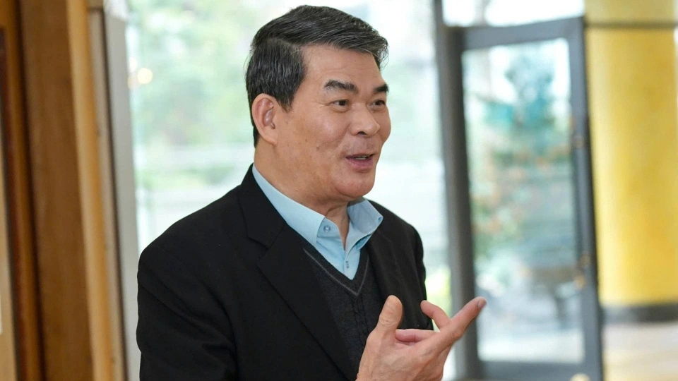 ong Nguyen tien dinh.jpg