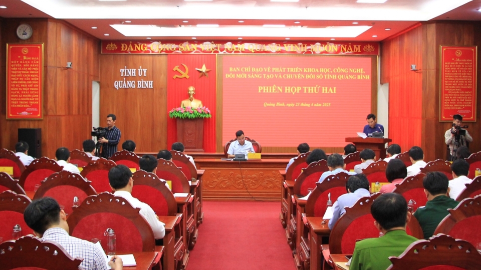 phien_hop_thu_2_ban_chi_dao_ve_phat_trien_khoa_hoc_cong_nghe_doi_moi_sang_tao_va_chuyen_doi_so_tinh_quang_binh.jpg