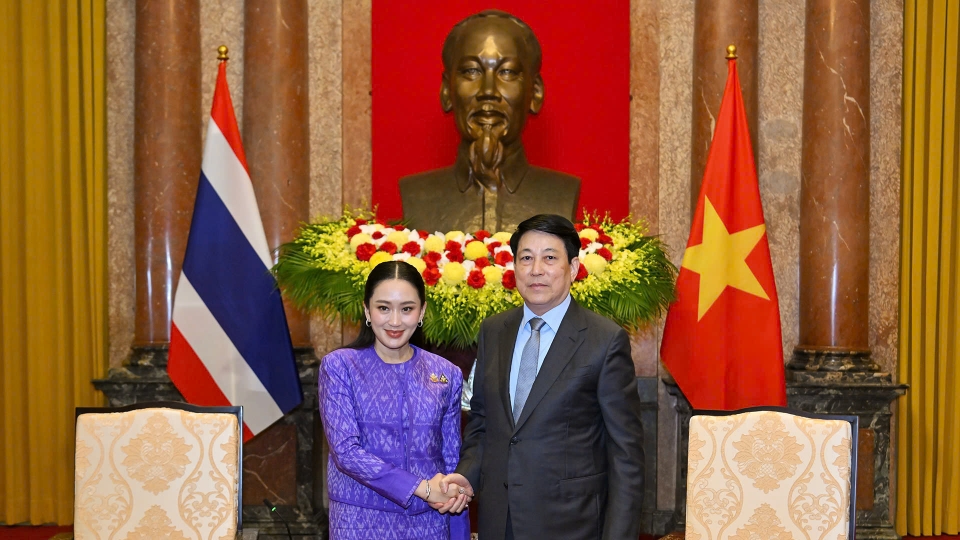 16_05_chu_tich_nuoc_luong_cuong_va_thu_tuong_thai_lan_paetongtarn_shinawatra_20250516184730.jpg