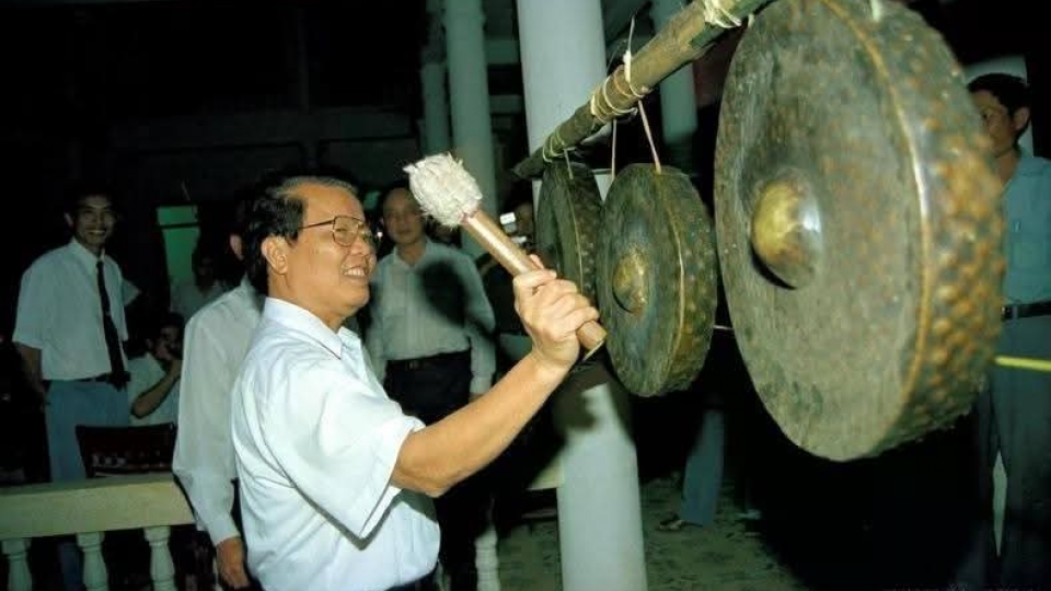nguyen_chu_tich_nuoc_gian_di_gan_gui_trong_ki_uc_nguoi_dan_gia_lai_anh_2.jpg