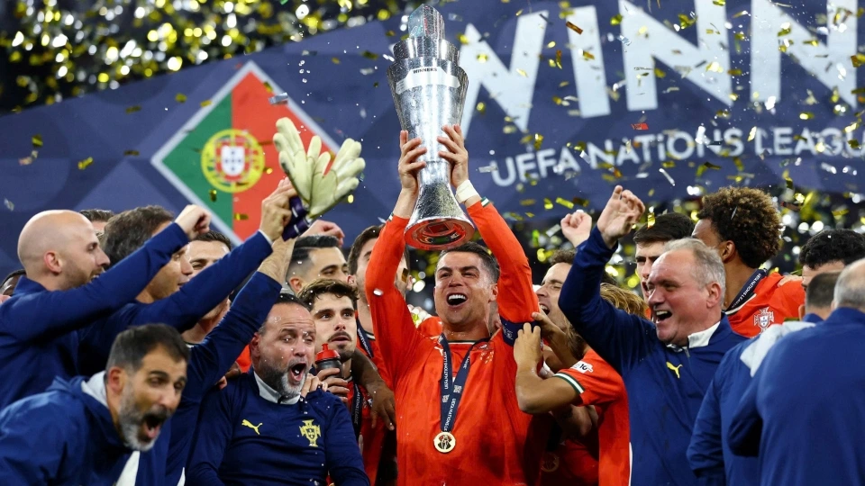 bo_dao_nha_vo_dich_nations_league_5.jpg