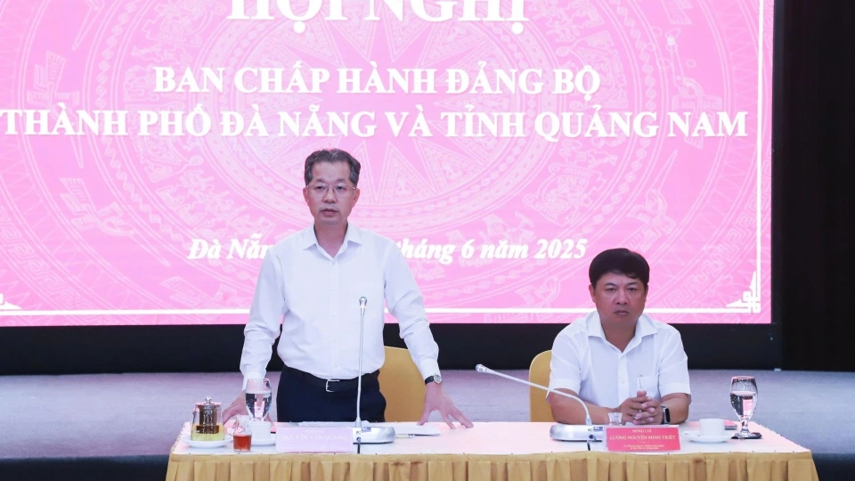 ong_nguyen_van_quang_bi_thu_thanh_uy_da_nang_phat_bieu_tai_hoi_nghi_20250607072452.jpg