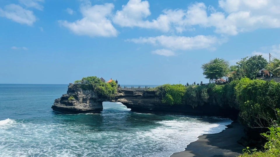 rs-bali_voi_canh_dep_thu_hut_nhieu_du_khach_australia_den_tham-_anh_vov.jpg