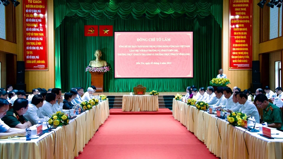 tong bi thu 1.jpg