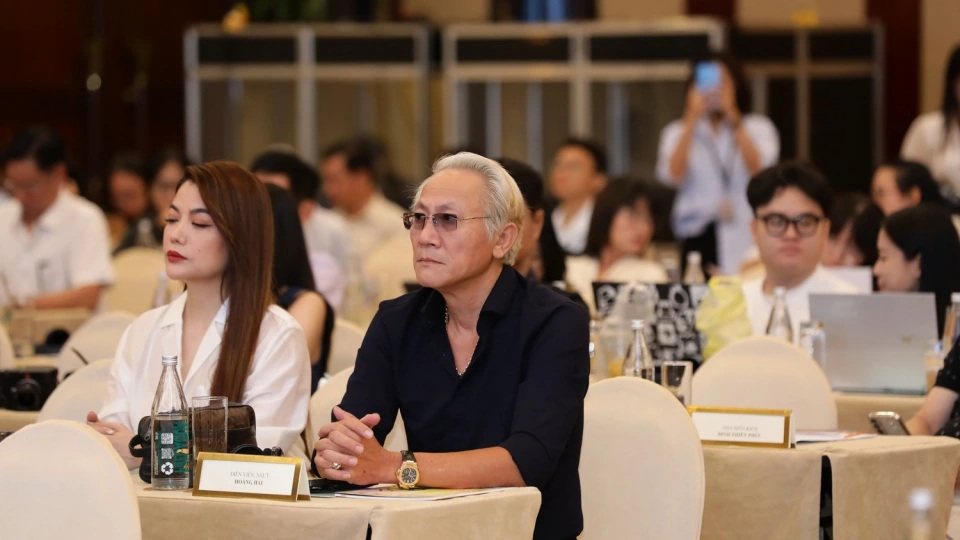 cac_dien_vien_du_hoi_thao.jpg