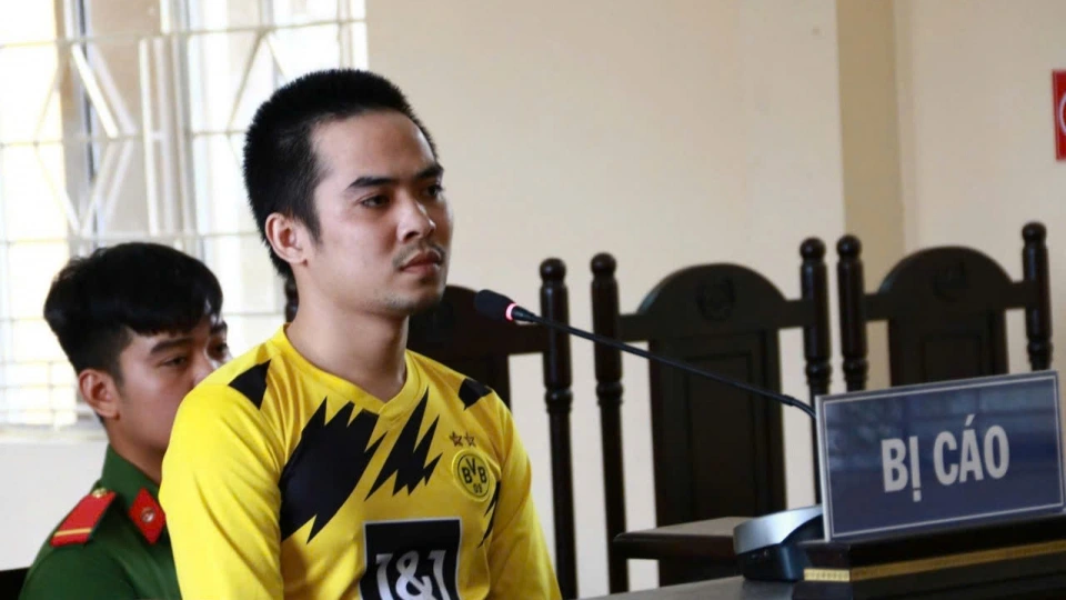 phan_vu_anh_phong_tai_toa.jpg