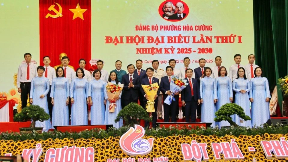 ra_mat_dang_bo_phuong_hoa_cuong_tp._da_nang_nhiem_ky_2025-2030.jpg