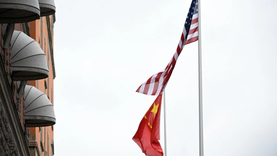 rs-2025-07-29t064414z_818696863_rc26wfau1pa4_rtrmadp_3_usa-trump-tariffs-china.jpg