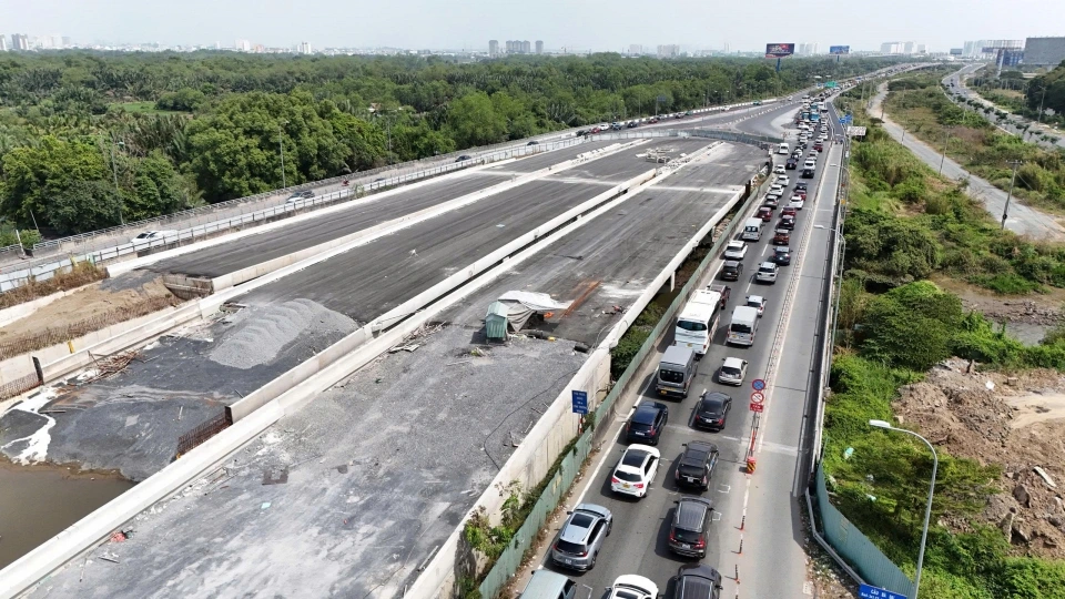 Cao tốc Long Thành -Dầu Giây, công trình đầu tư công đang đẩy nhanh triển khai (Ảnh Hoàng Minh).jpg