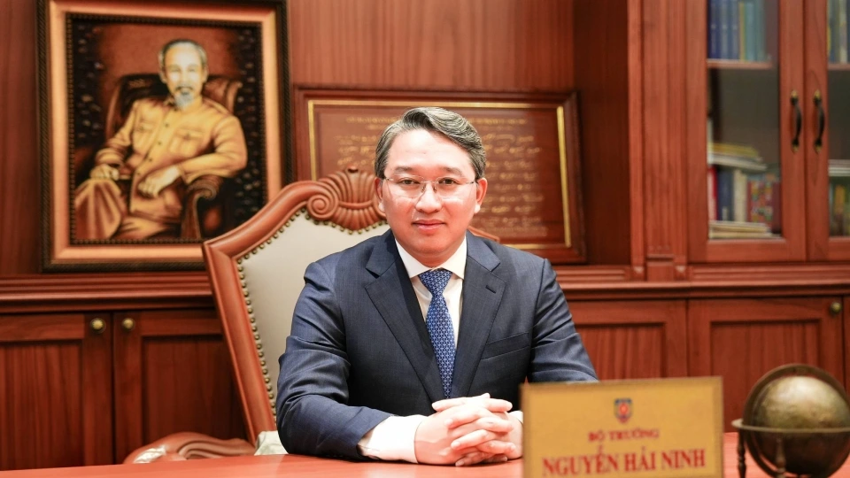 bo_truong_tu_phap.jpg
