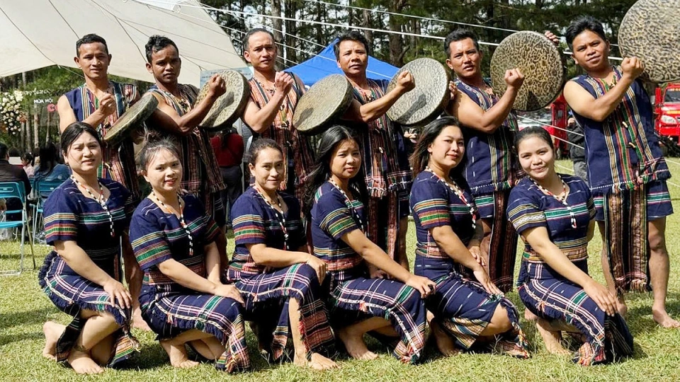 chieng_bor_khi_danh_phai_du_6_chiec_neu_thieu_mot_chiec_thi_se_khong_ra_bai_chieng_vui.jpg